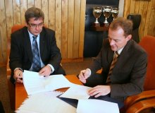 Podpisanie umowy o współpracę między Polską Organizacją Turystyczną i AWF w Krakowie, 12 listopad 2009 r.